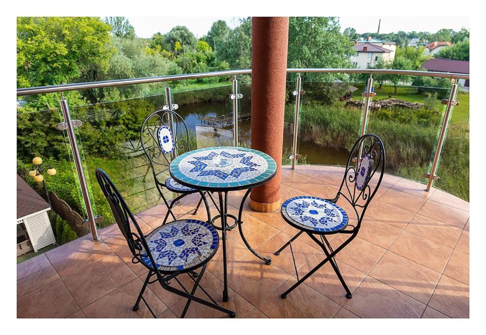 Hotel Mistral Marki  Ngoại thất bức ảnh